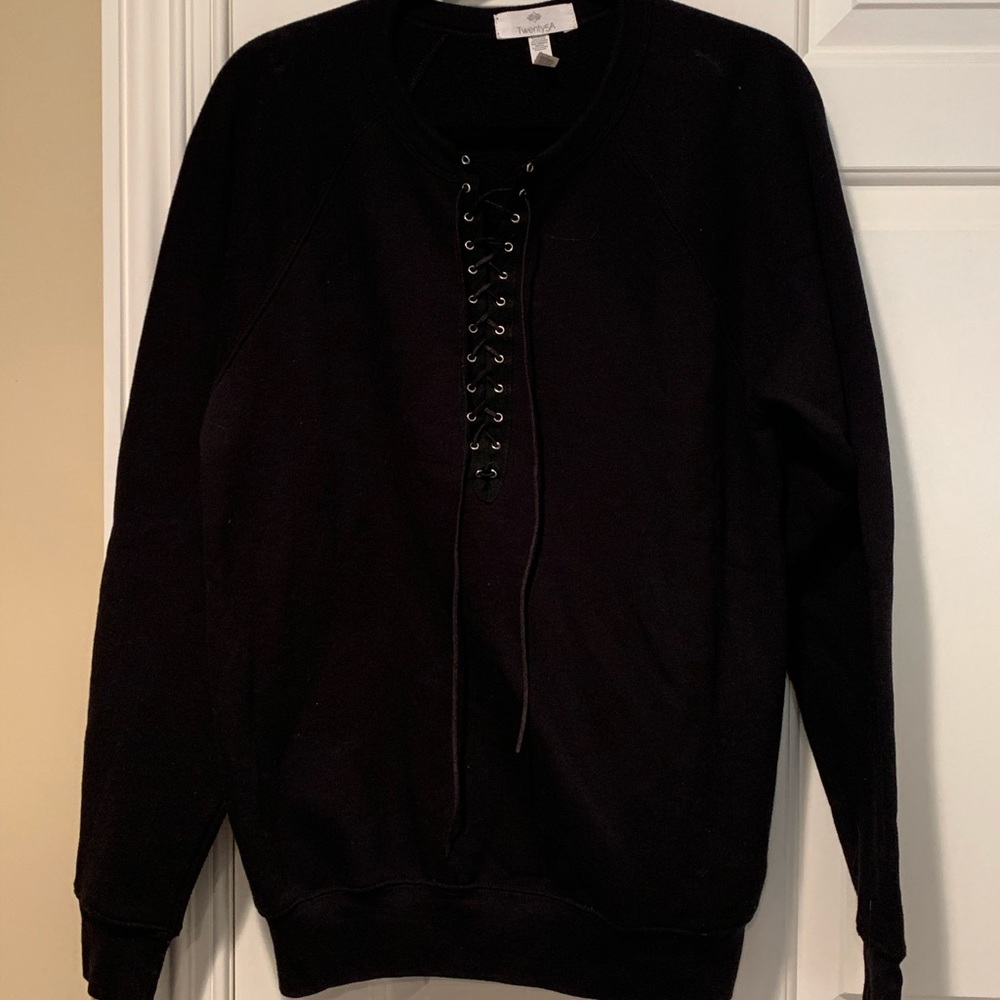 Tie up sweatshirt